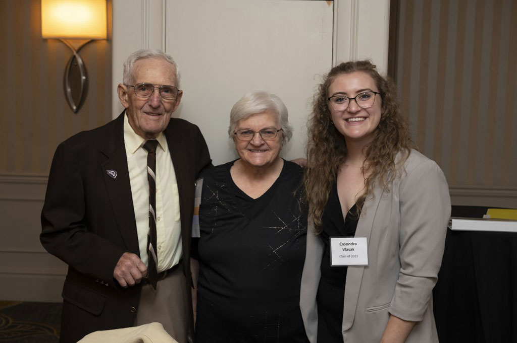 kcu-Alum-and-granddaughter